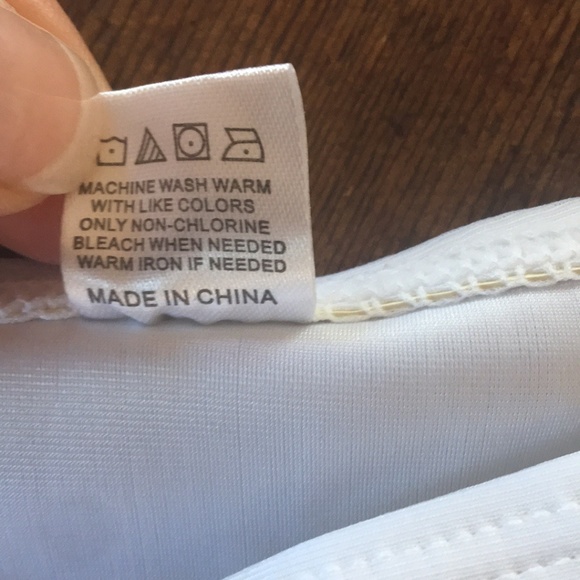 High neckline white & black bikini top - Picture 7 of 7